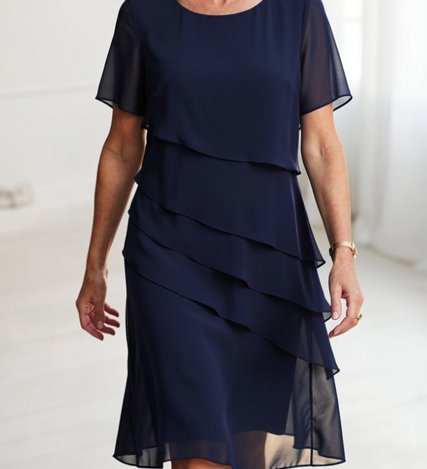 Linda - Rochie Elegantă cu Dungi