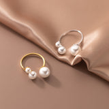 Inel Elegant cu Trio de Perle