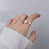Inel Elegant cu Trio de Perle