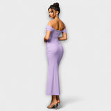 Rochie Bodycon cu umeri descoperiți și volane
