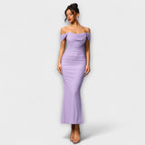 Rochie Bodycon cu umeri descoperiți și volane