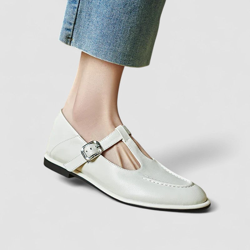 Amélie | Pantofi mary jane cu motive brogue și toc mic