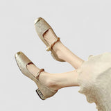 Camille | Pantofi mary jane din satin cu toc decorativ