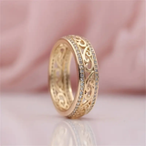 Iring Auriu “Luce Vuota”