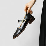 Margot | Pantofi cu bandă T și model brogue